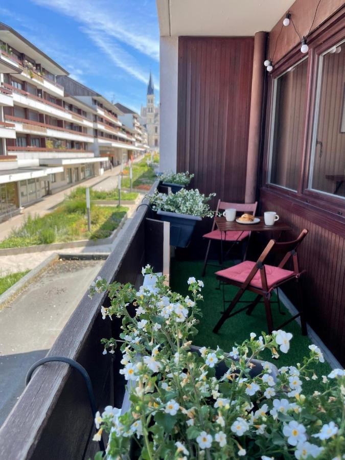 Appartement De Charme Au Pied De La Basilique Saint Remi Reims Exterior foto